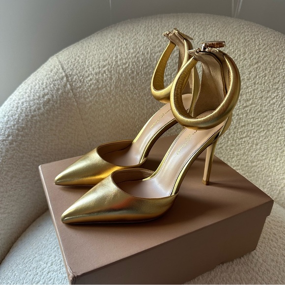 GIANVITO ROSSI Pointed-Toe Ankle-Strap Pumps - Picture 6 of 15